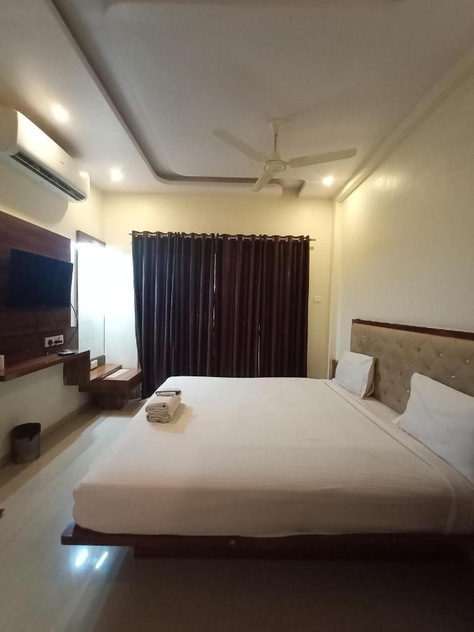 Hotel Oakwood Mahābaleshwar Exterior foto